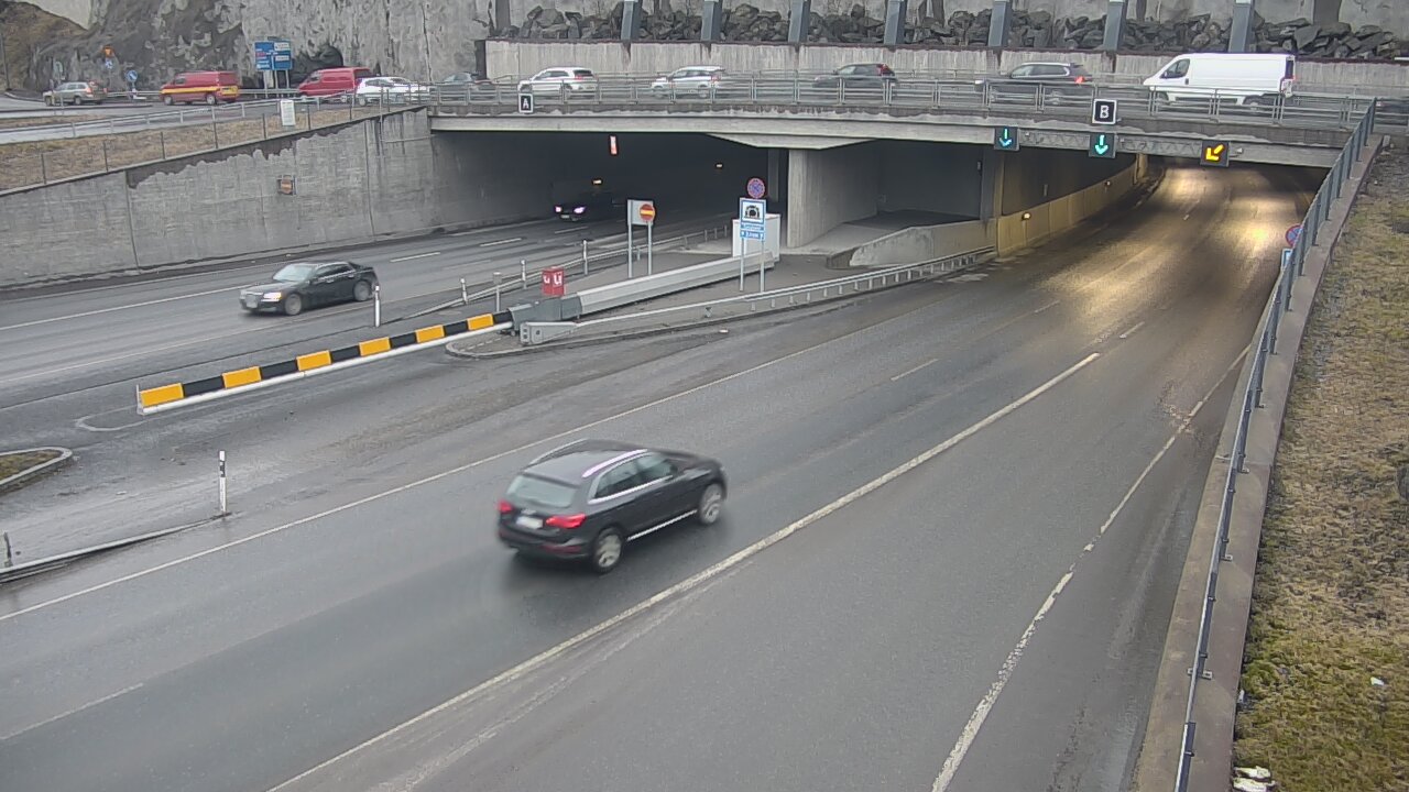 Kelikamerat Kuva Tie 12 Tampere, Rantatunneli puomi, itä, Tampere, Pirkanmaa