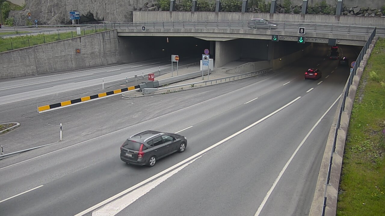 Kelikamerat Kuva Tie 12 Tampere, Rantatunneli puomi, itä, Tampere, Pirkanmaa