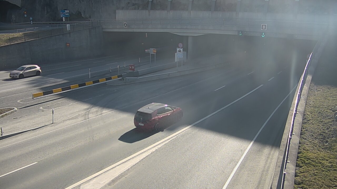Kelikamerat Kuva Tie 12 Tampere, Rantatunneli puomi, itä, Tampere, Pirkanmaa