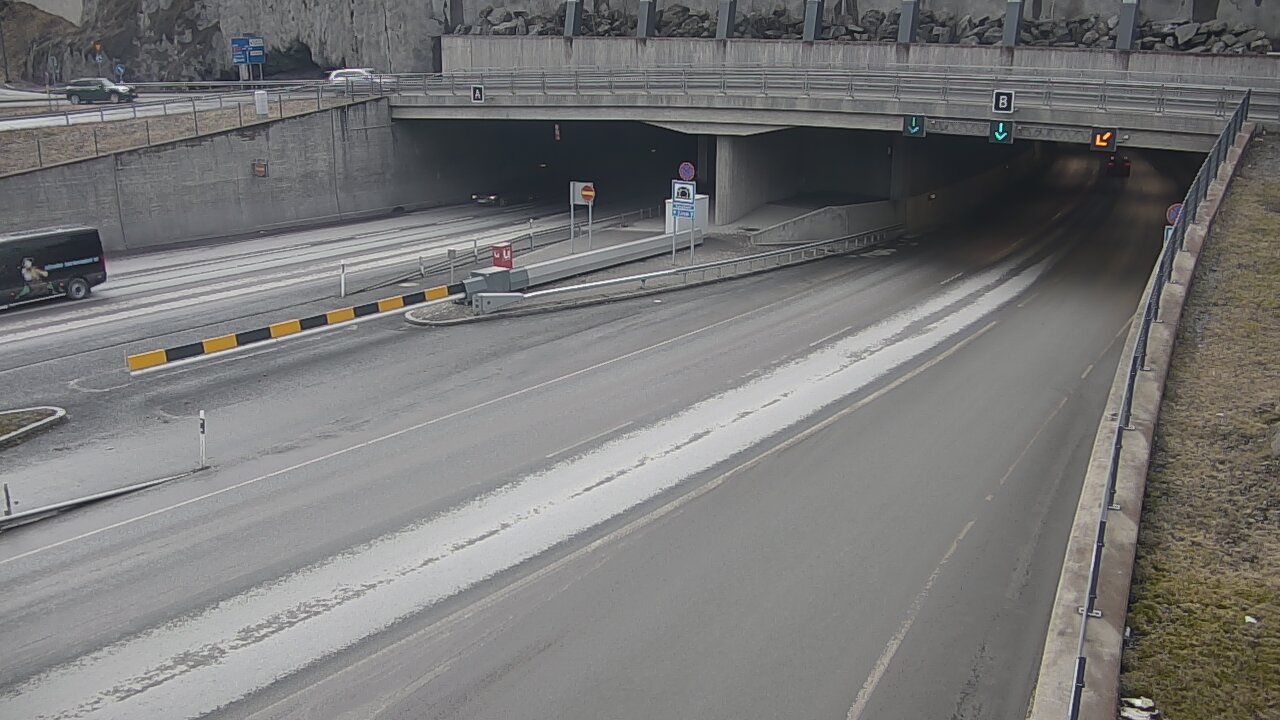 Kelikamerat Kuva Tie 12 Tampere, Rantatunneli puomi, itä, Tampere, Pirkanmaa