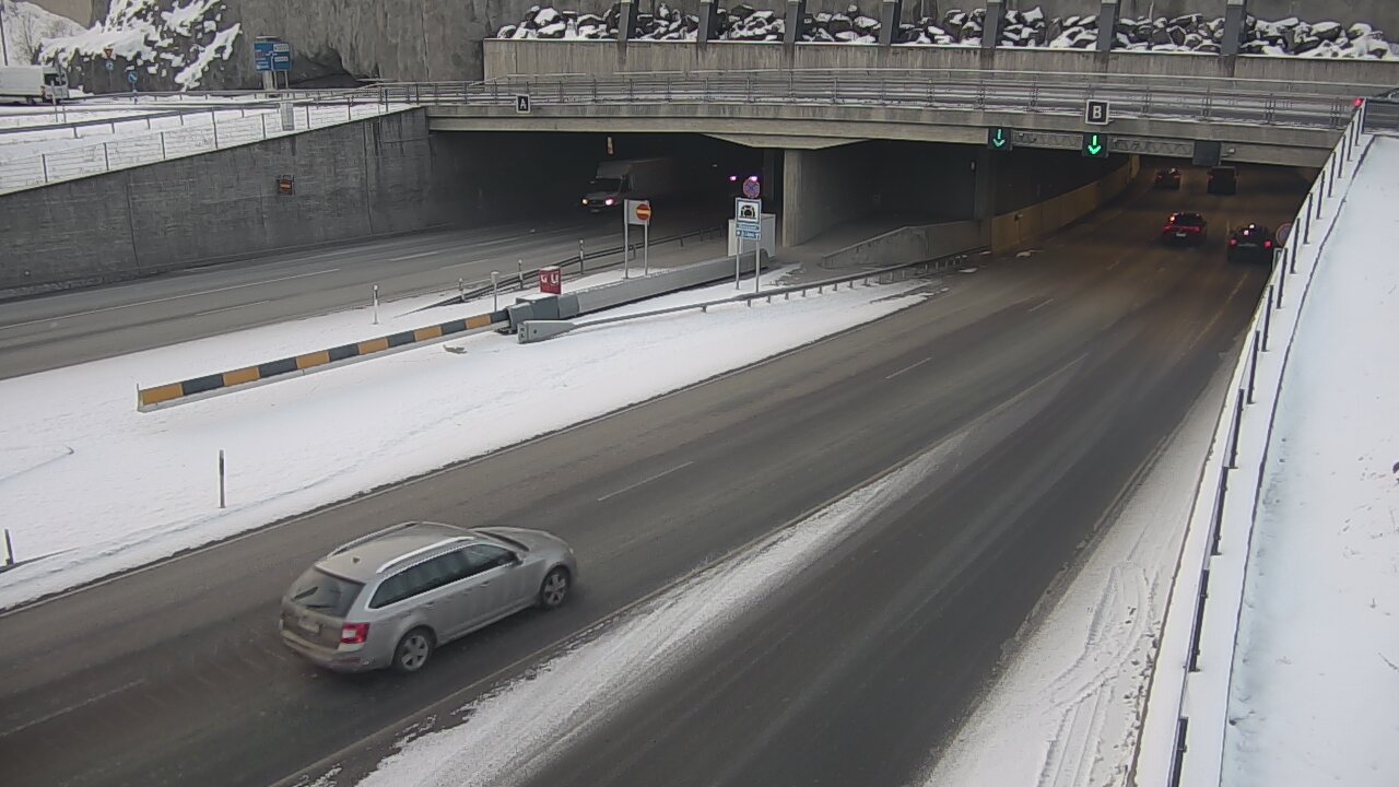 Weather Camera Image Väg 12 Tammerfors, Rantatunneli bom, öster, Tampere, Pirkanmaa