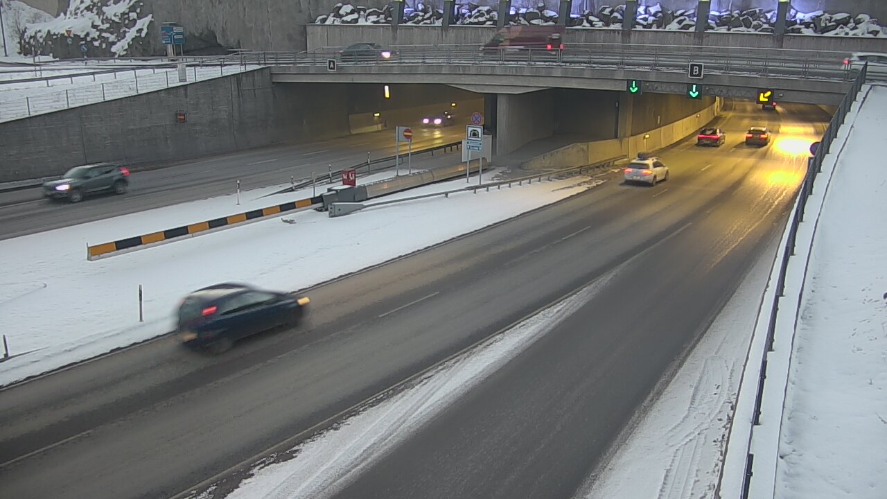 Kelikamerat Kuva Tie 12 Tampere, Rantatunneli puomi, itä, Tampere, Pirkanmaa