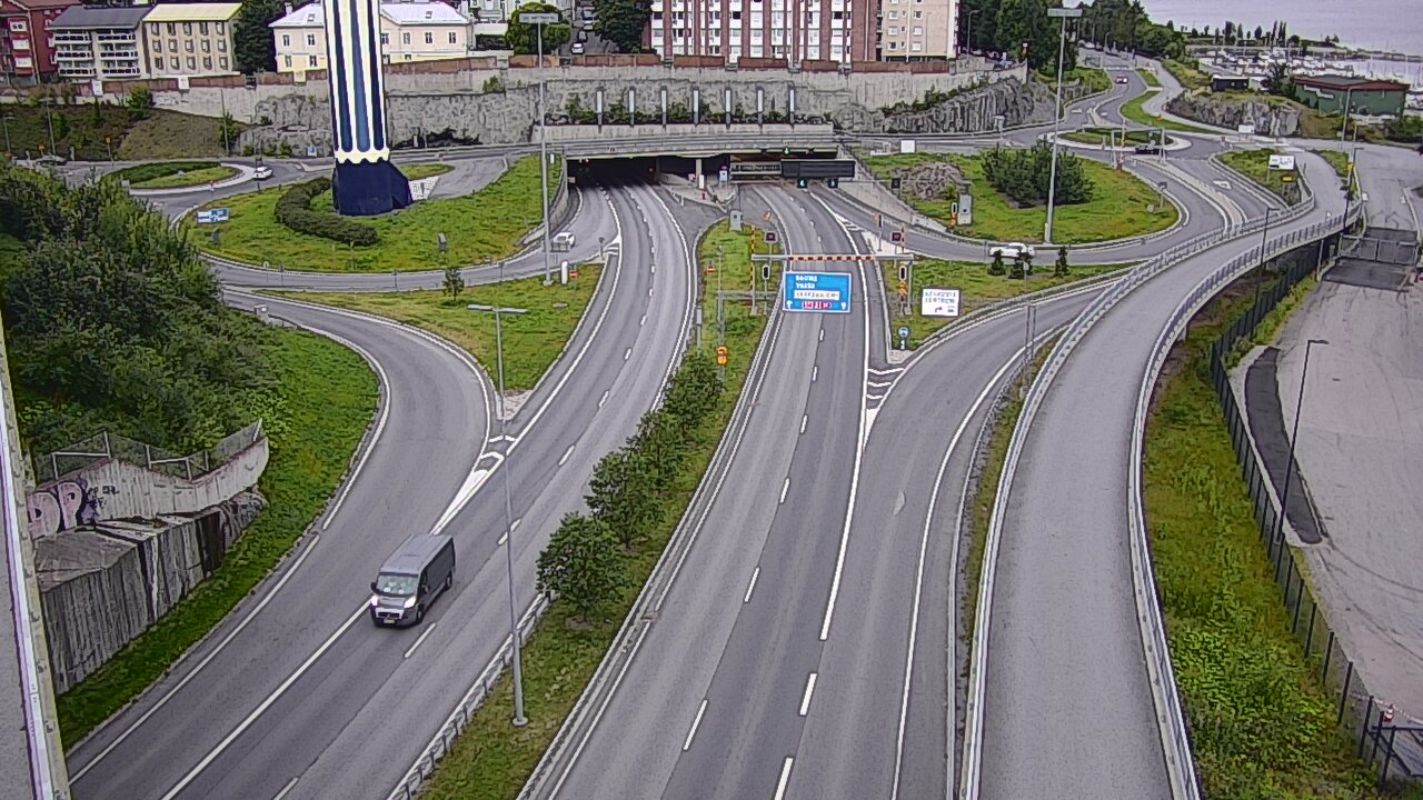 Weather Camera Image Road 12 Tampere, Rauhaniemi, Tampere, Pirkanmaa