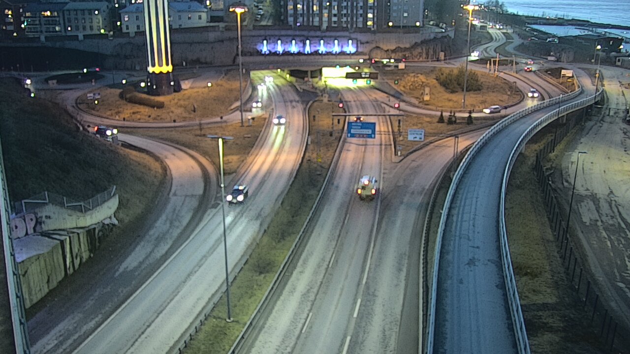 Weather Camera Image Road 12 Tampere, Rauhaniemi, Tampere, Pirkanmaa