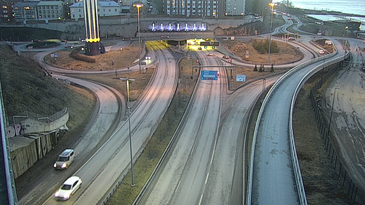 Weather Camera Image Road 12 Tampere, Rauhaniemi, Tampere, Pirkanmaa