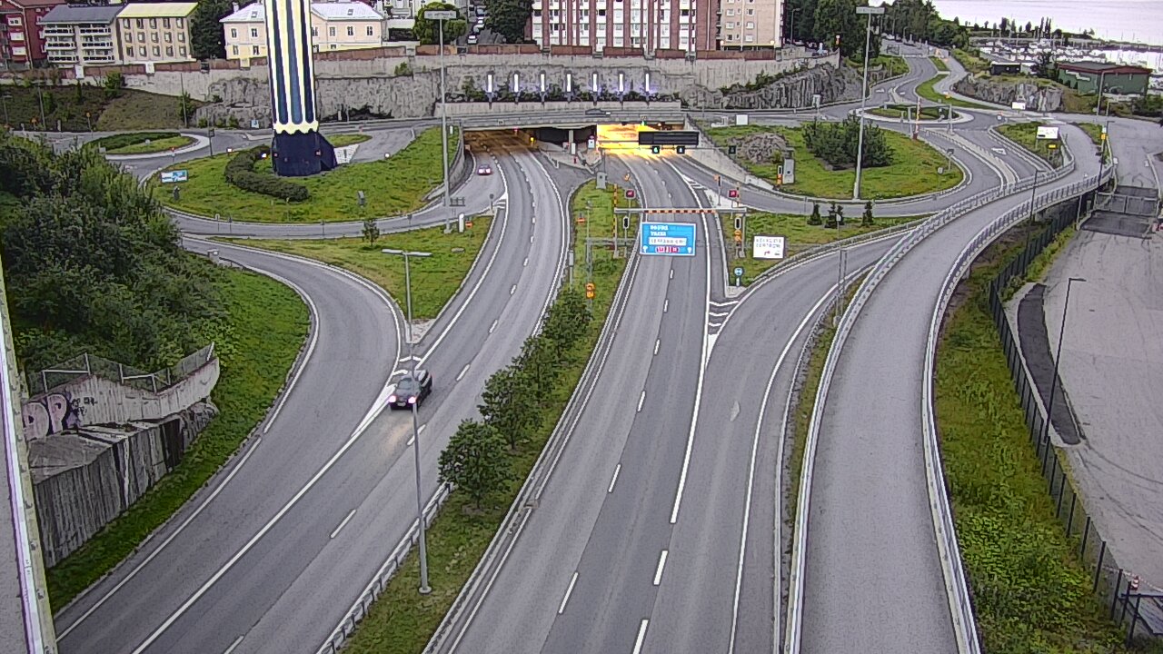 Weather Camera Image Road 12 Tampere, Rauhaniemi, Tampere, Pirkanmaa