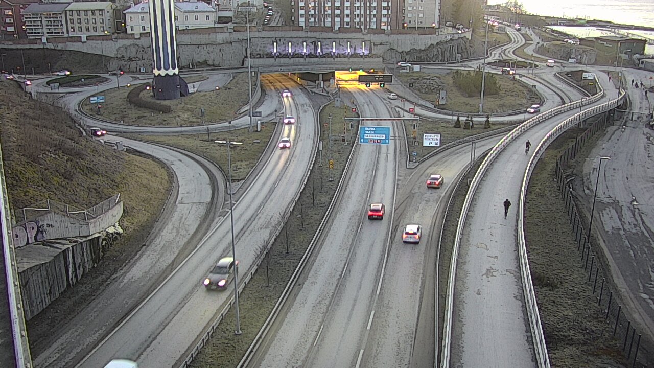 Weather Camera Image Road 12 Tampere, Rauhaniemi, Tampere, Pirkanmaa