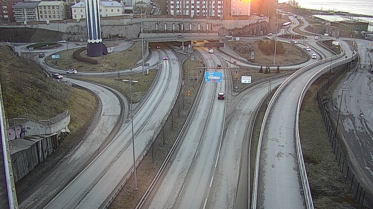 Weather Camera Image Road 12 Tampere, Rauhaniemi, Tampere, Pirkanmaa