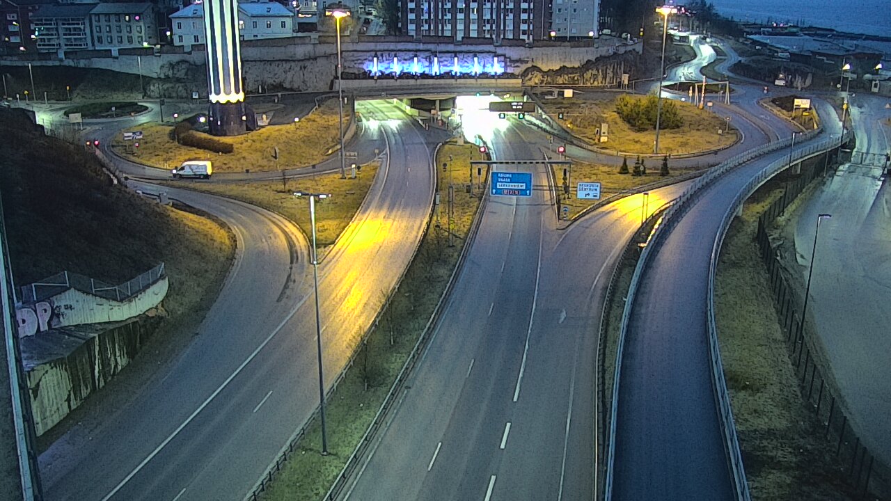 Weather Camera Image Road 12 Tampere, Rauhaniemi, Tampere, Pirkanmaa