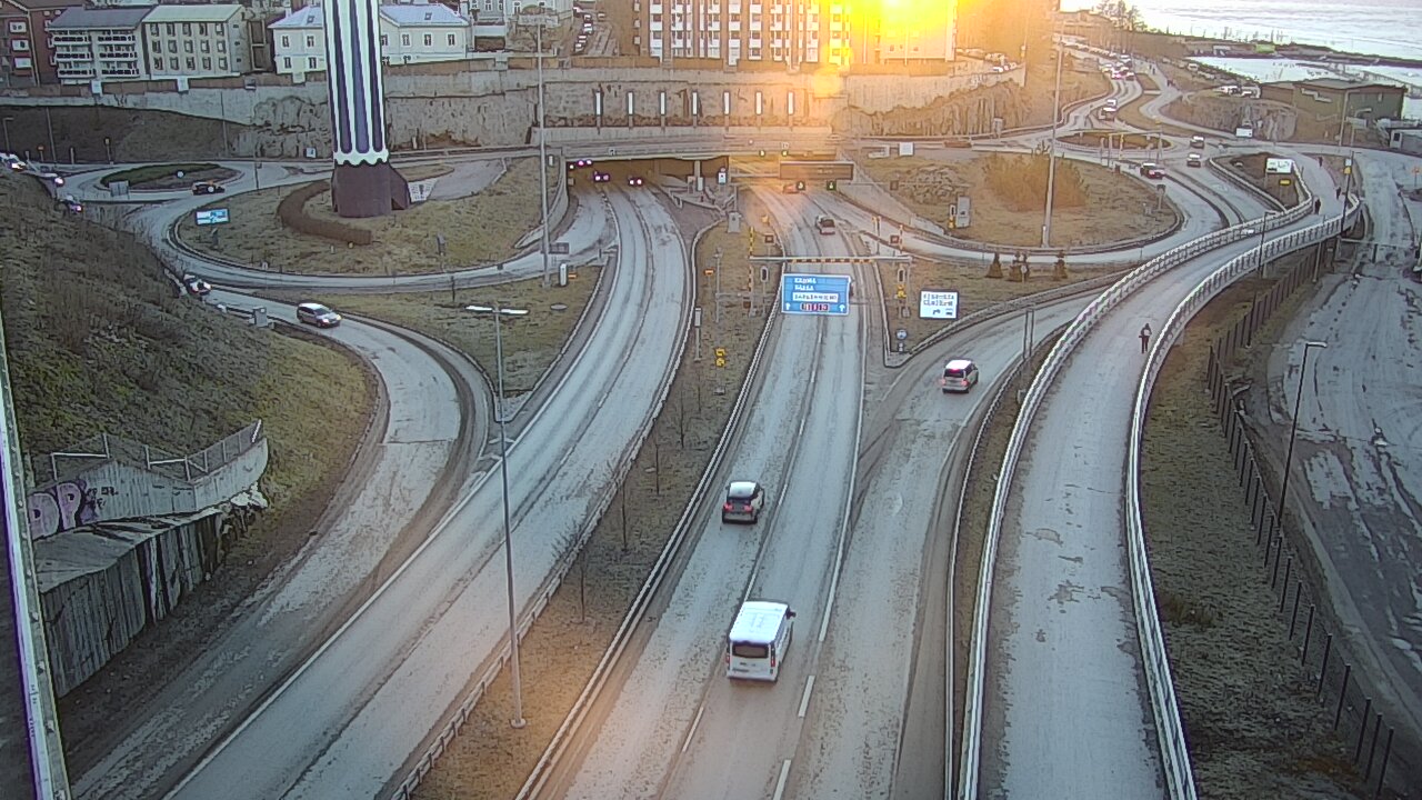 Weather Camera Image Road 12 Tampere, Rauhaniemi, Tampere, Pirkanmaa