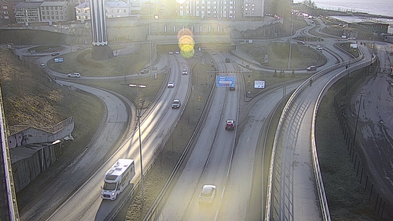 Weather Camera Image Road 12 Tampere, Rauhaniemi, Tampere, Pirkanmaa