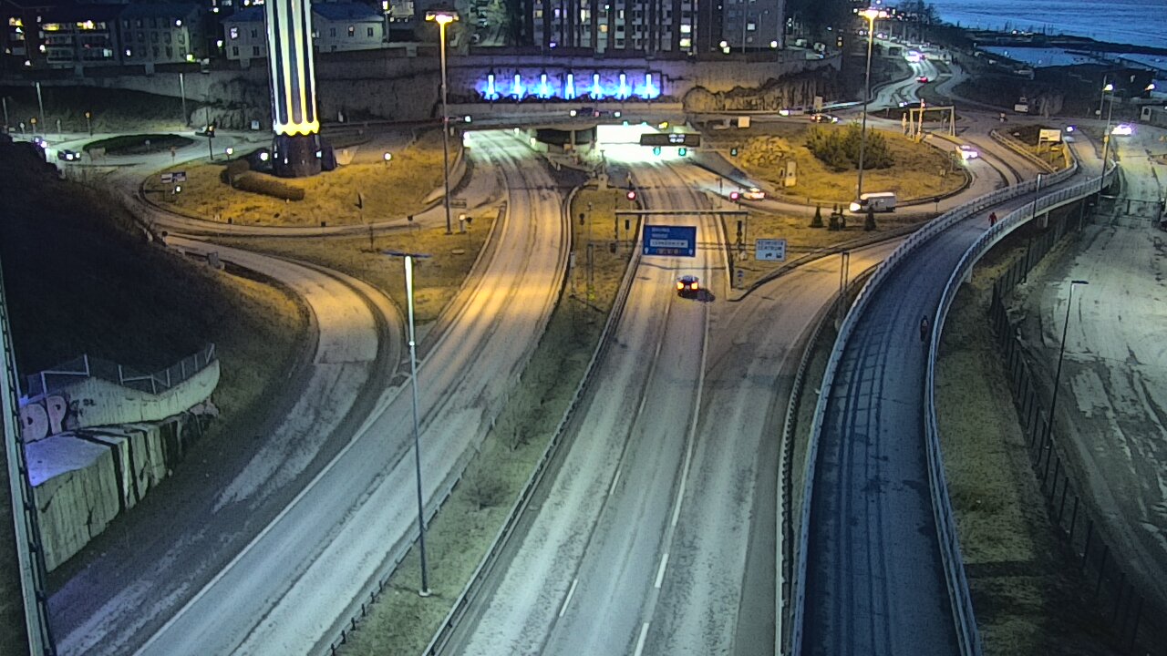 Weather Camera Image Road 12 Tampere, Rauhaniemi, Tampere, Pirkanmaa