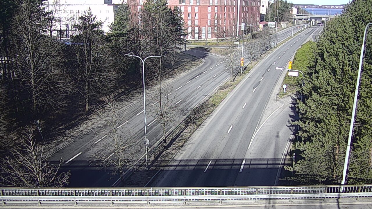 Weather Camera Image Väg 12 Tammerfors, Kalevan puistotie, Tampere, Pirkanmaa