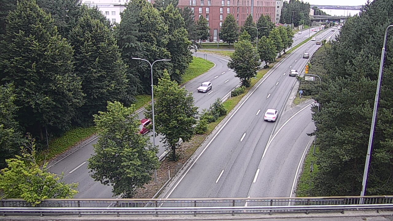 Weather Camera Image Road 12 Tampere, Kalevan puistotie, Tampere, Pirkanmaa