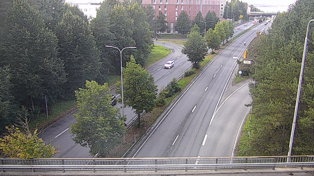 Weather Camera Image Road 12 Tampere, Kalevan puistotie, Tampere, Pirkanmaa