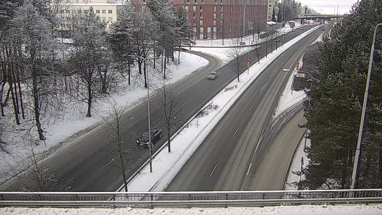 Weather Camera Image Road 12 Tampere, Kalevan puistotie, Tampere, Pirkanmaa