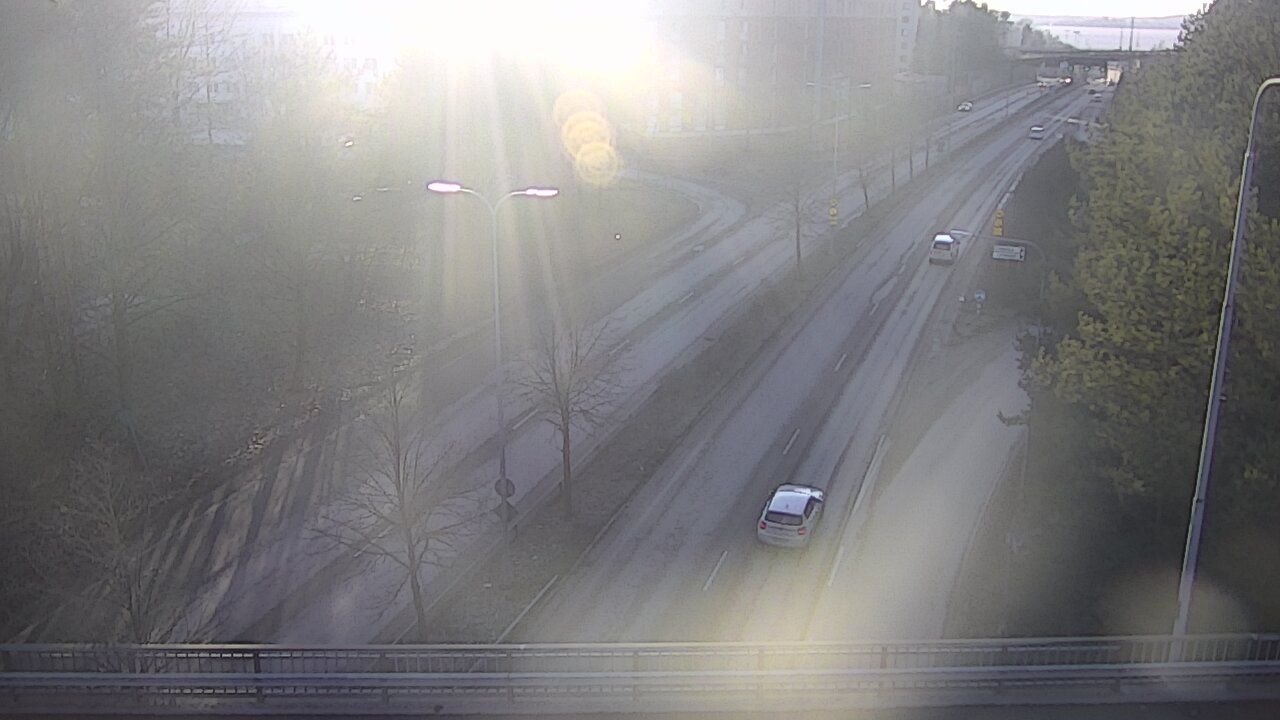 Weather Camera Image Väg 12 Tammerfors, Kalevan puistotie, Tampere, Pirkanmaa