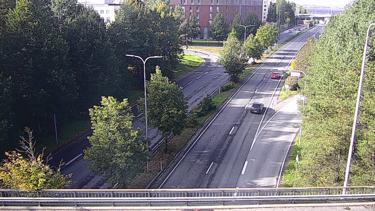 Weather Camera Image Road 12 Tampere, Kalevan puistotie, Tampere, Pirkanmaa