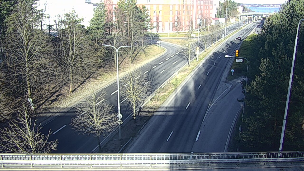 Weather Camera Image Väg 12 Tammerfors, Kalevan puistotie, Tampere, Pirkanmaa