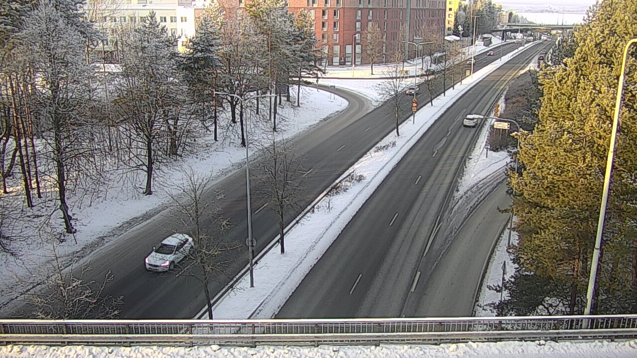 Weather Camera Image Road 12 Tampere, Kalevan puistotie, Tampere, Pirkanmaa