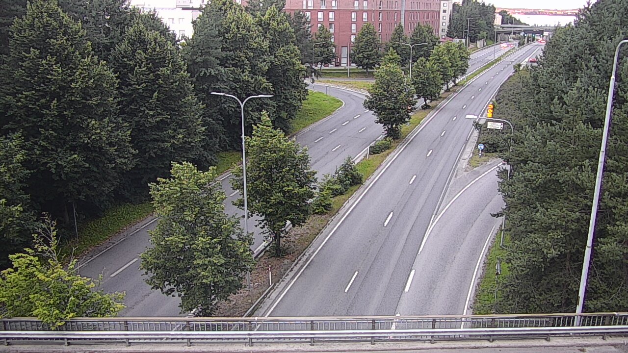 Weather Camera Image Road 12 Tampere, Kalevan puistotie, Tampere, Pirkanmaa