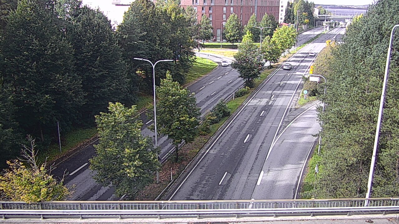 Weather Camera Image Road 12 Tampere, Kalevan puistotie, Tampere, Pirkanmaa