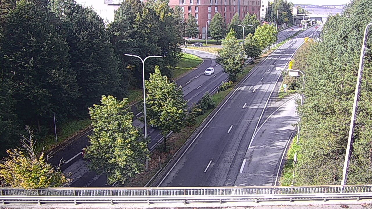 Weather Camera Image Road 12 Tampere, Kalevan puistotie, Tampere, Pirkanmaa