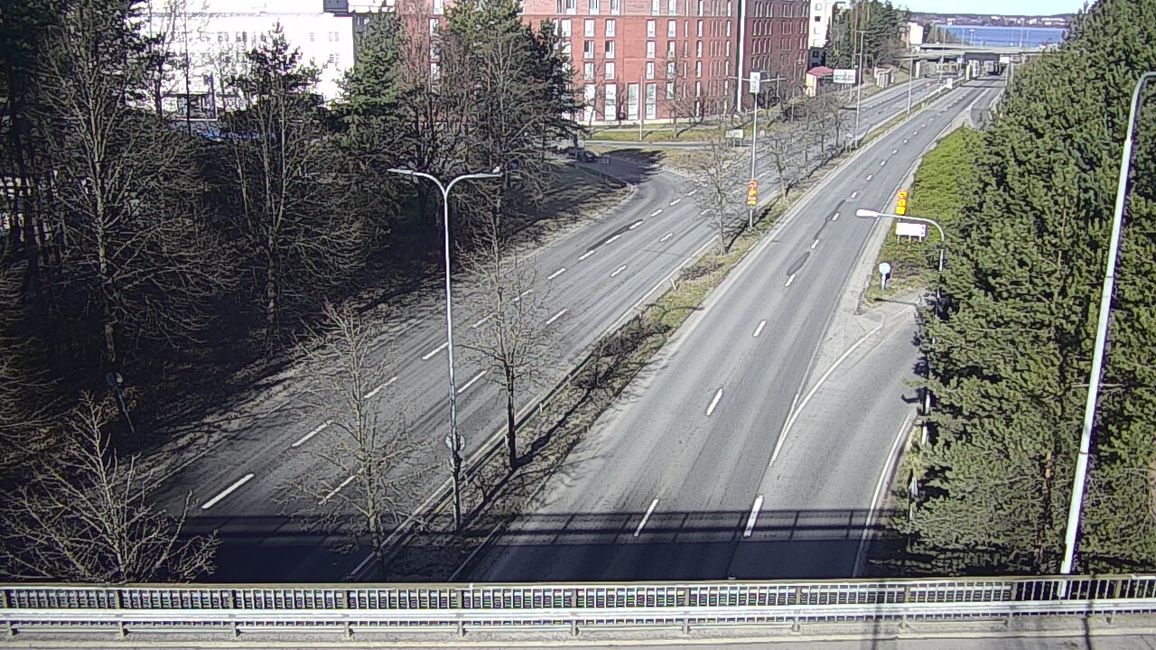 Weather Camera Image Väg 12 Tammerfors, Kalevan puistotie, Tampere, Pirkanmaa