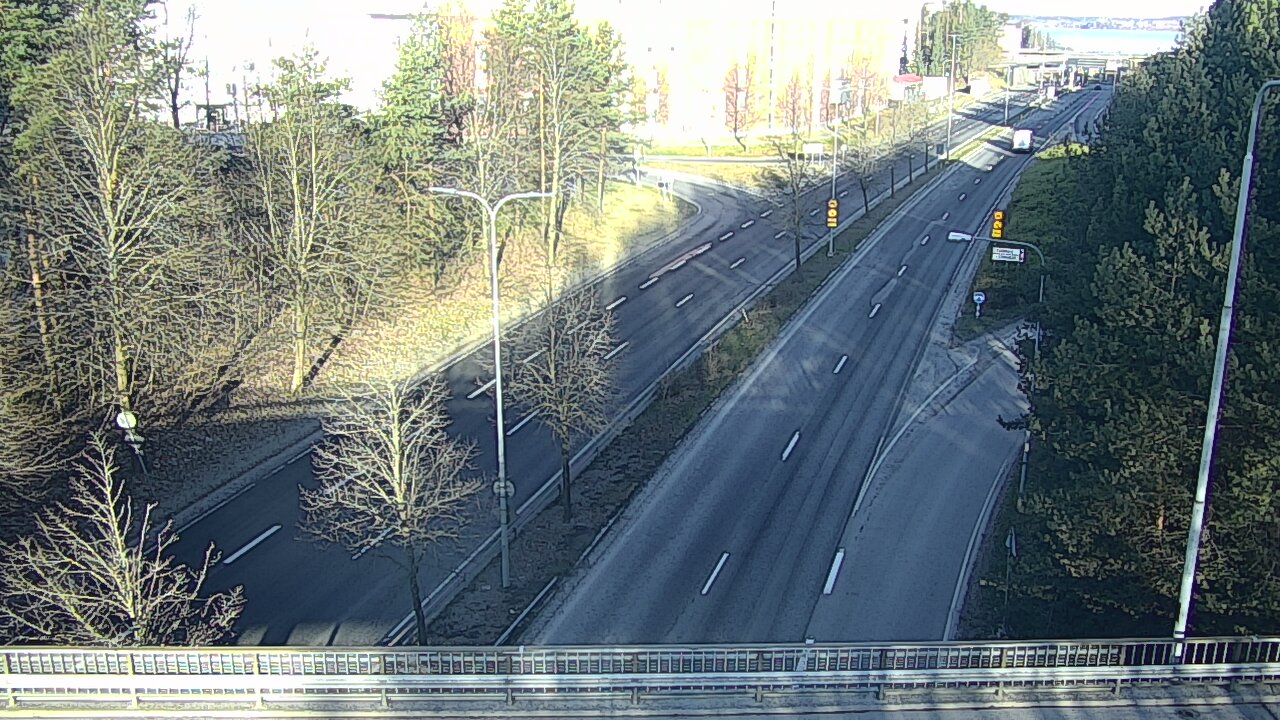 Weather Camera Image Väg 12 Tammerfors, Kalevan puistotie, Tampere, Pirkanmaa