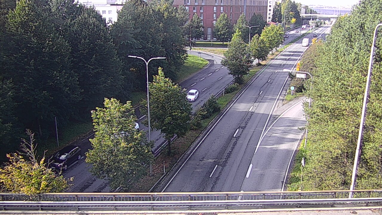 Weather Camera Image Road 12 Tampere, Kalevan puistotie, Tampere, Pirkanmaa