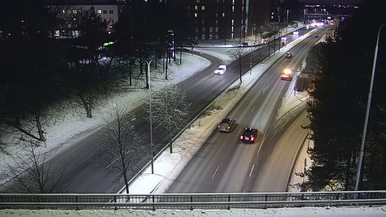 Weather Camera Image Road 12 Tampere, Kalevan puistotie, Tampere, Pirkanmaa