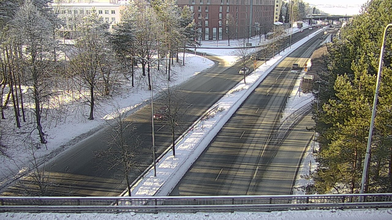 Weather Camera Image Road 12 Tampere, Kalevan puistotie, Tampere, Pirkanmaa