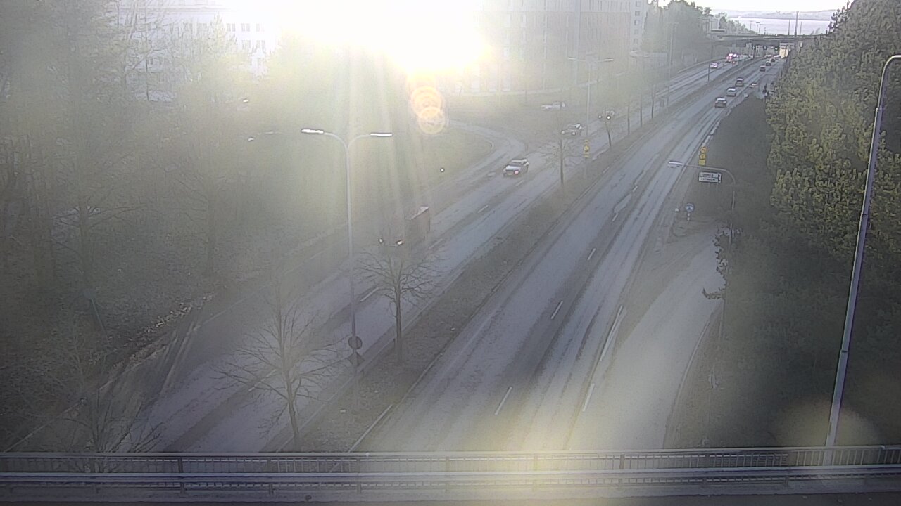 Weather Camera Image Väg 12 Tammerfors, Kalevan puistotie, Tampere, Pirkanmaa