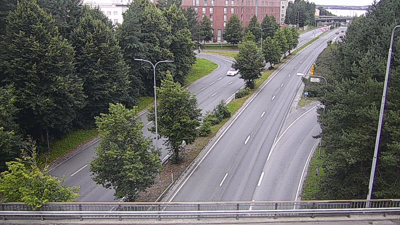Weather Camera Image Road 12 Tampere, Kalevan puistotie, Tampere, Pirkanmaa