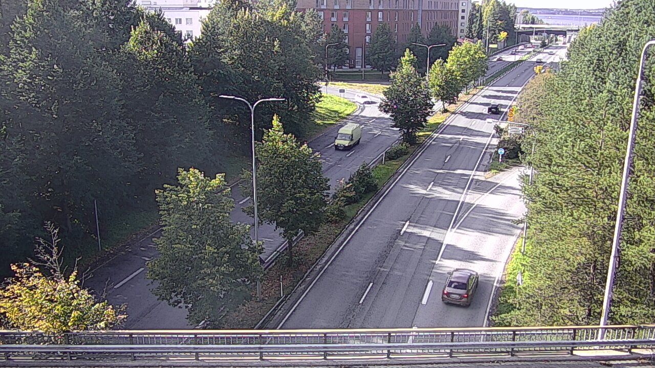 Weather Camera Image Road 12 Tampere, Kalevan puistotie, Tampere, Pirkanmaa