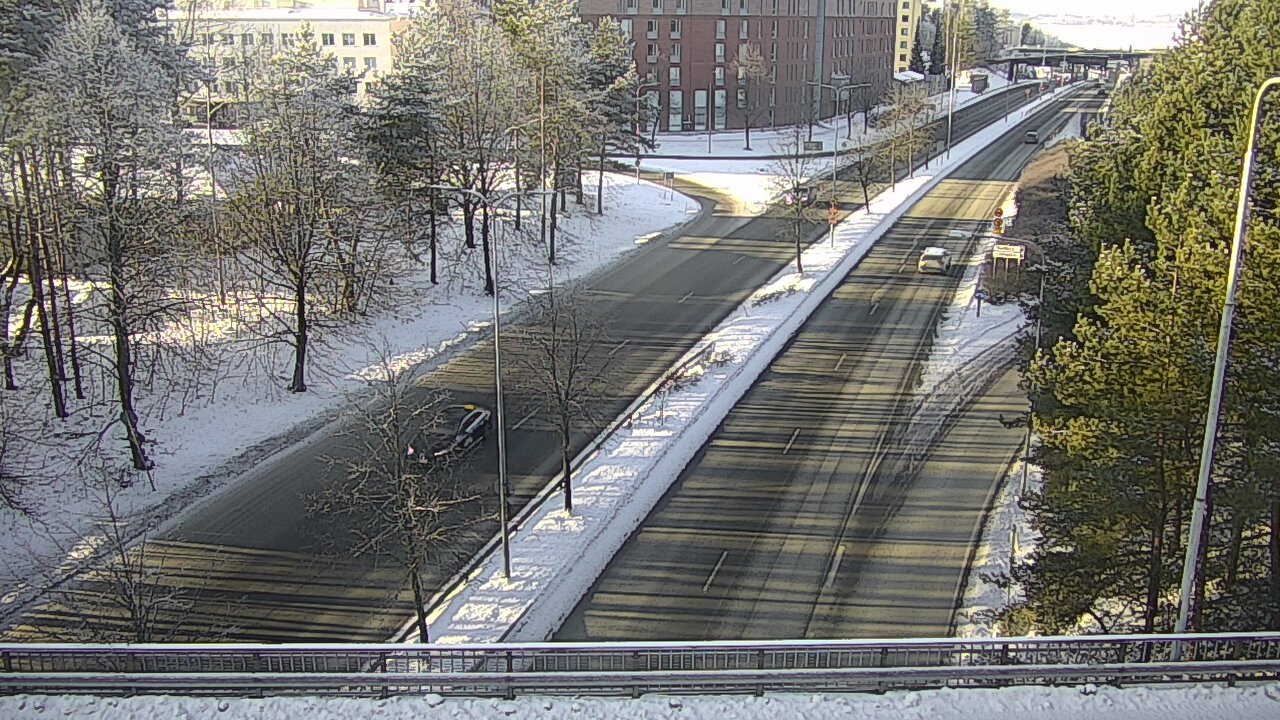 Weather Camera Image Road 12 Tampere, Kalevan puistotie, Tampere, Pirkanmaa