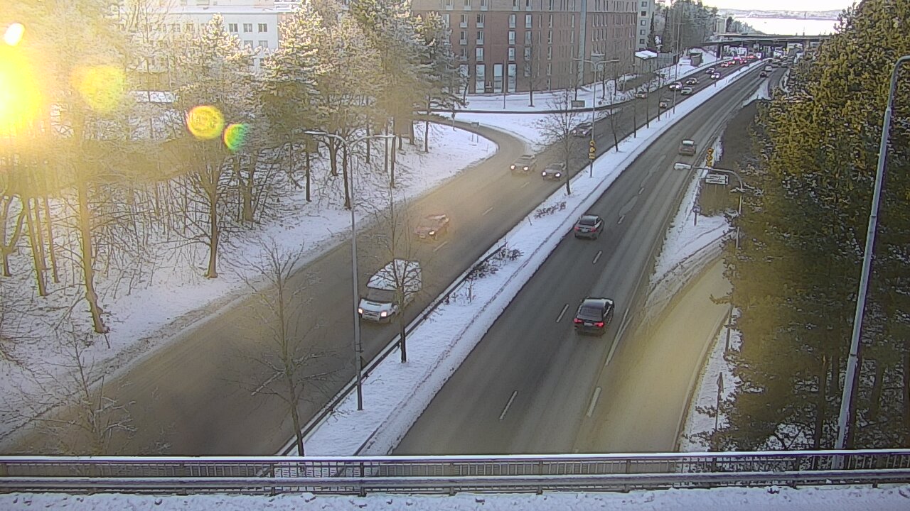 Weather Camera Image Väg 12 Tammerfors, Kalevan puistotie, Tampere, Pirkanmaa