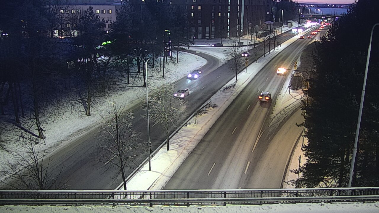 Weather Camera Image Road 12 Tampere, Kalevan puistotie, Tampere, Pirkanmaa