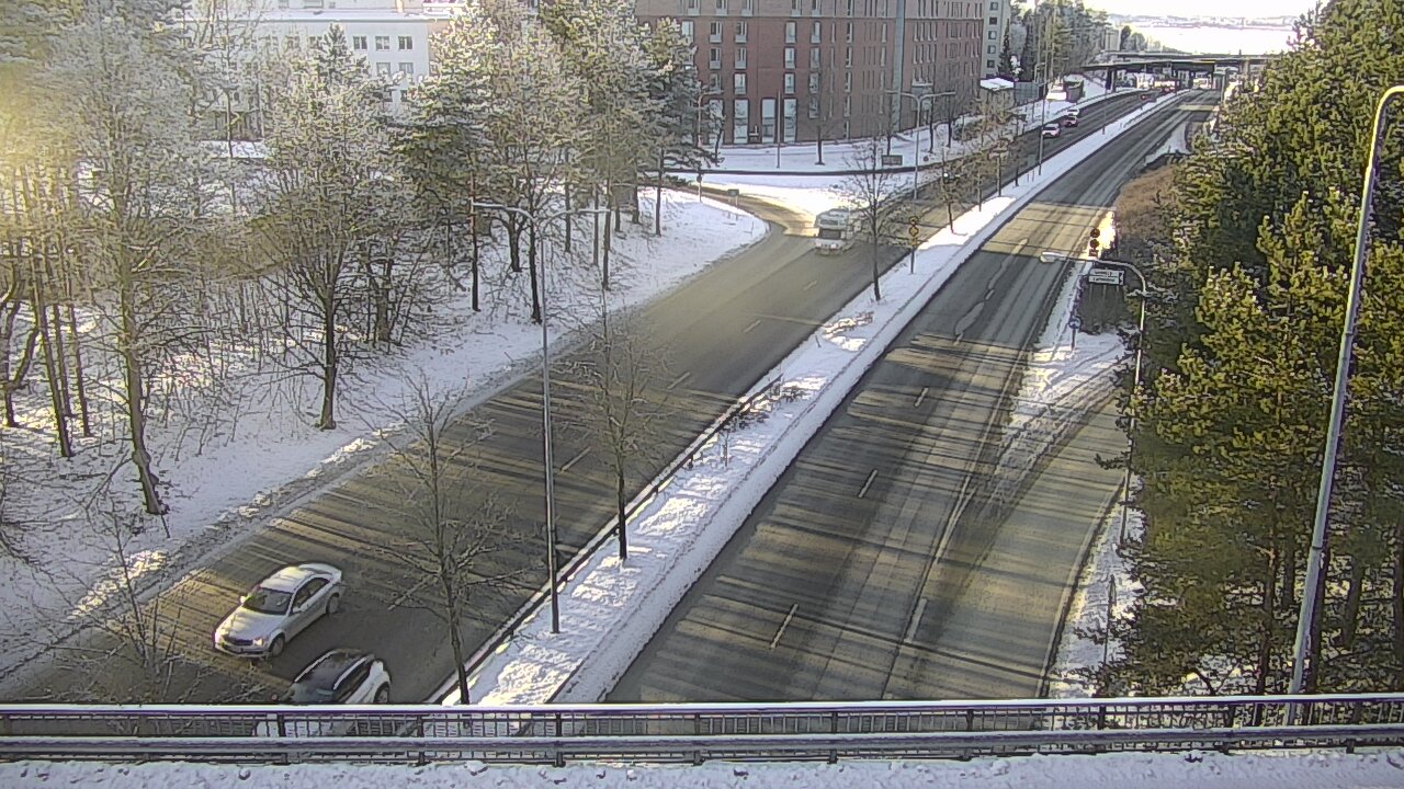 Weather Camera Image Road 12 Tampere, Kalevan puistotie, Tampere, Pirkanmaa