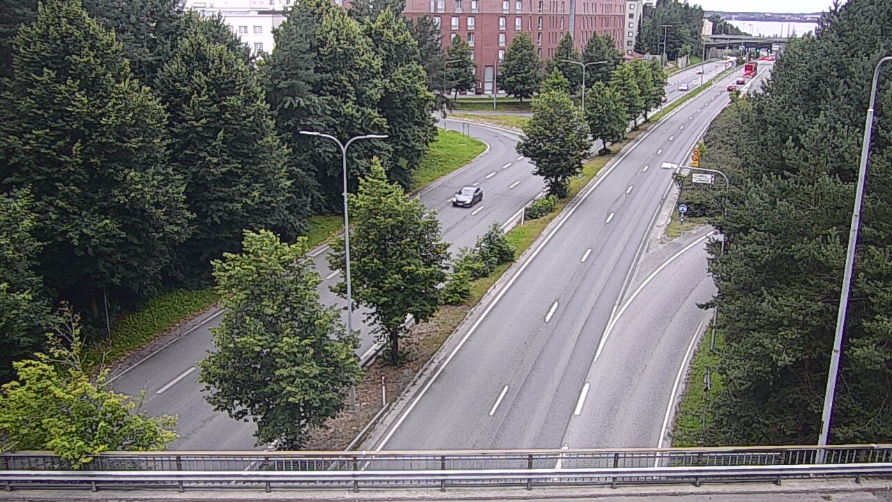 Weather Camera Image Road 12 Tampere, Kalevan puistotie, Tampere, Pirkanmaa