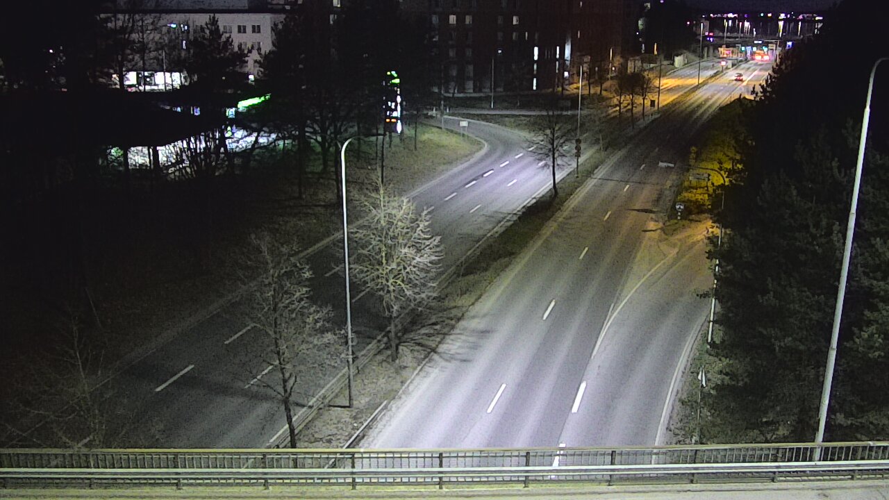 Weather Camera Image Road 12 Tampere, Kalevan puistotie, Tampere, Pirkanmaa