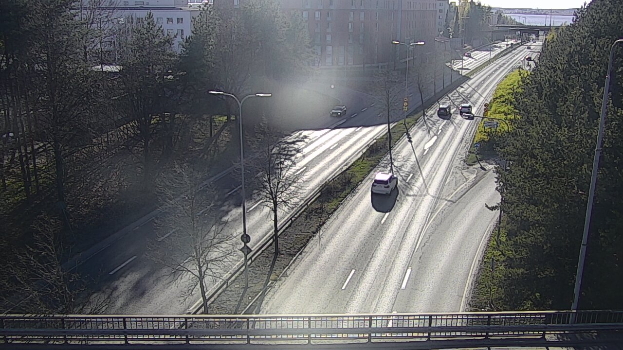 Weather Camera Image Väg 12 Tammerfors, Kalevan puistotie, Tampere, Pirkanmaa