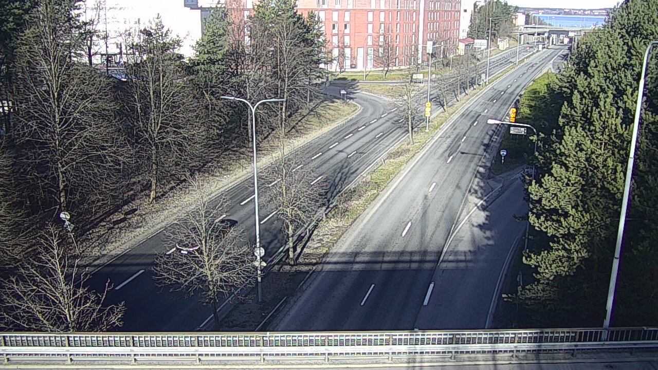 Weather Camera Image Väg 12 Tammerfors, Kalevan puistotie, Tampere, Pirkanmaa