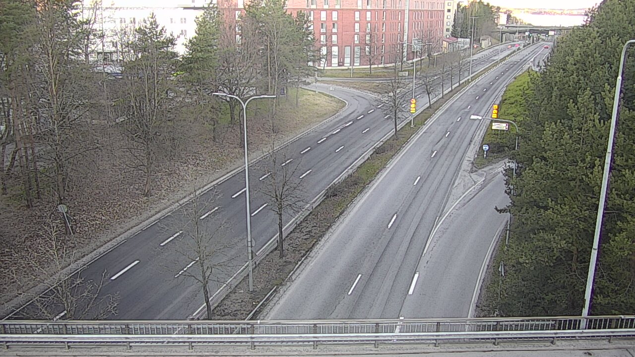 Weather Camera Image Väg 12 Tammerfors, Kalevan puistotie, Tampere, Pirkanmaa