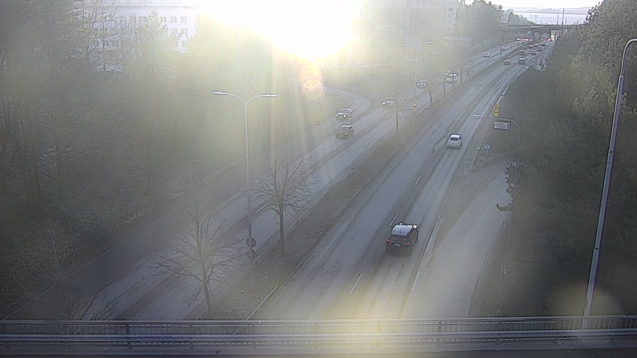 Weather Camera Image Väg 12 Tammerfors, Kalevan puistotie, Tampere, Pirkanmaa