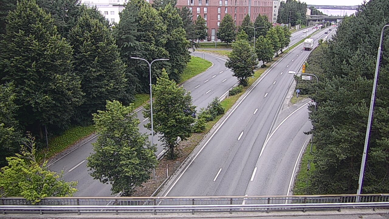 Weather Camera Image Road 12 Tampere, Kalevan puistotie, Tampere, Pirkanmaa
