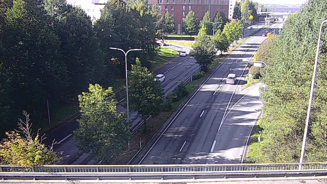 Weather Camera Image Road 12 Tampere, Kalevan puistotie, Tampere, Pirkanmaa