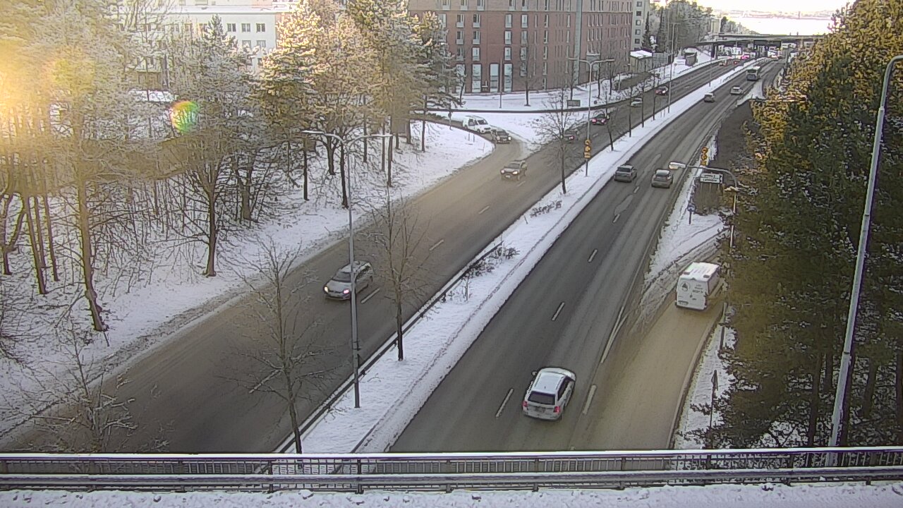 Weather Camera Image Väg 12 Tammerfors, Kalevan puistotie, Tampere, Pirkanmaa