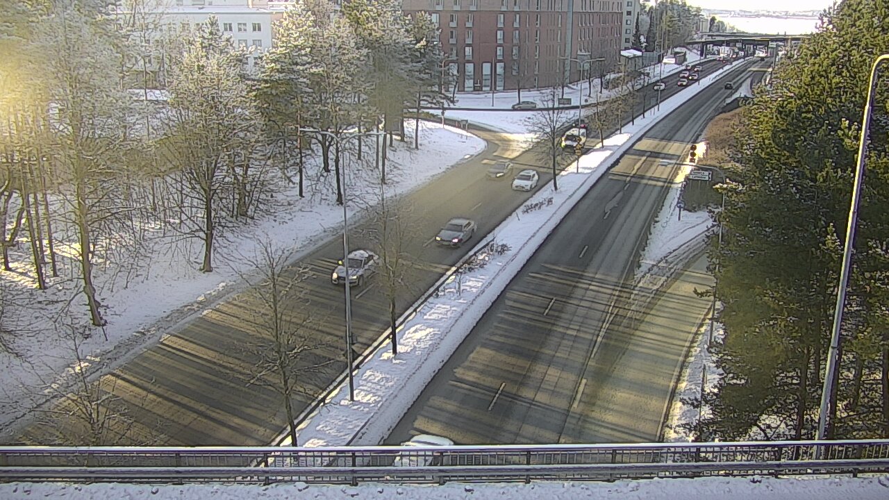 Weather Camera Image Road 12 Tampere, Kalevan puistotie, Tampere, Pirkanmaa