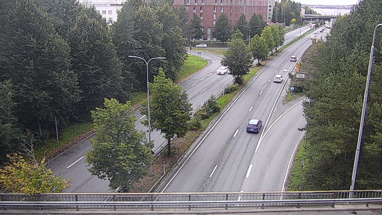 Weather Camera Image Road 12 Tampere, Kalevan puistotie, Tampere, Pirkanmaa